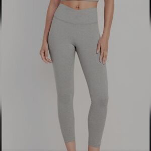 Old Navy Cloud Comfy Extra High-Rise Leggings